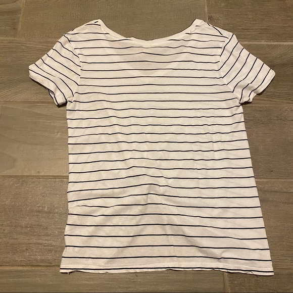 Altar’d State White and Black Striped V-Neck Knotted Front Top Women’s Size XS - Picture 7 of 7